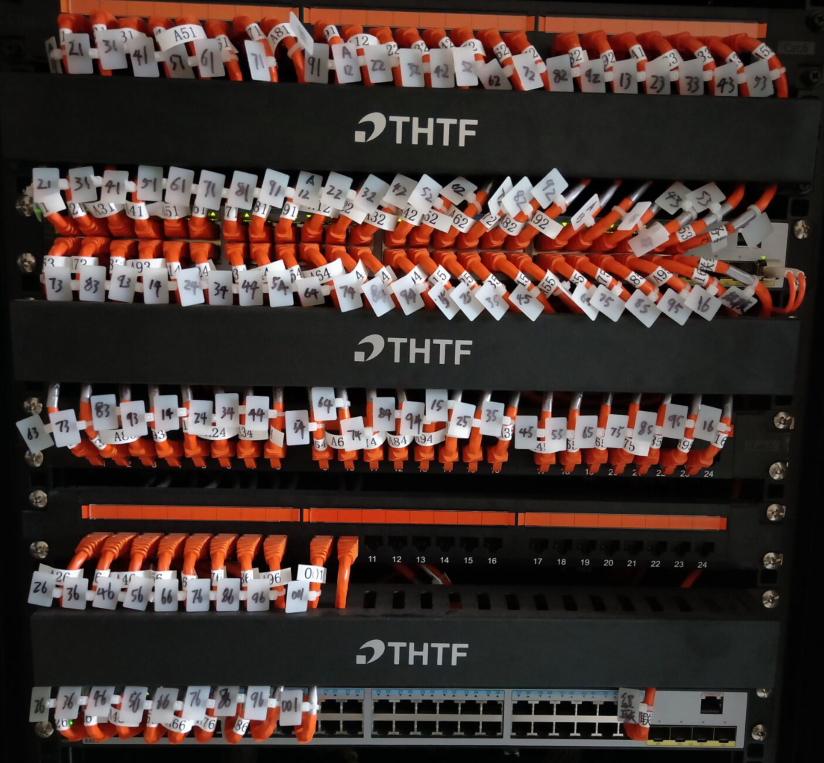 機(jī)房綜合布線(xiàn)，機(jī)柜效果圖，深圳打模塊、配線(xiàn)架專(zhuān)業(yè)布線(xiàn)